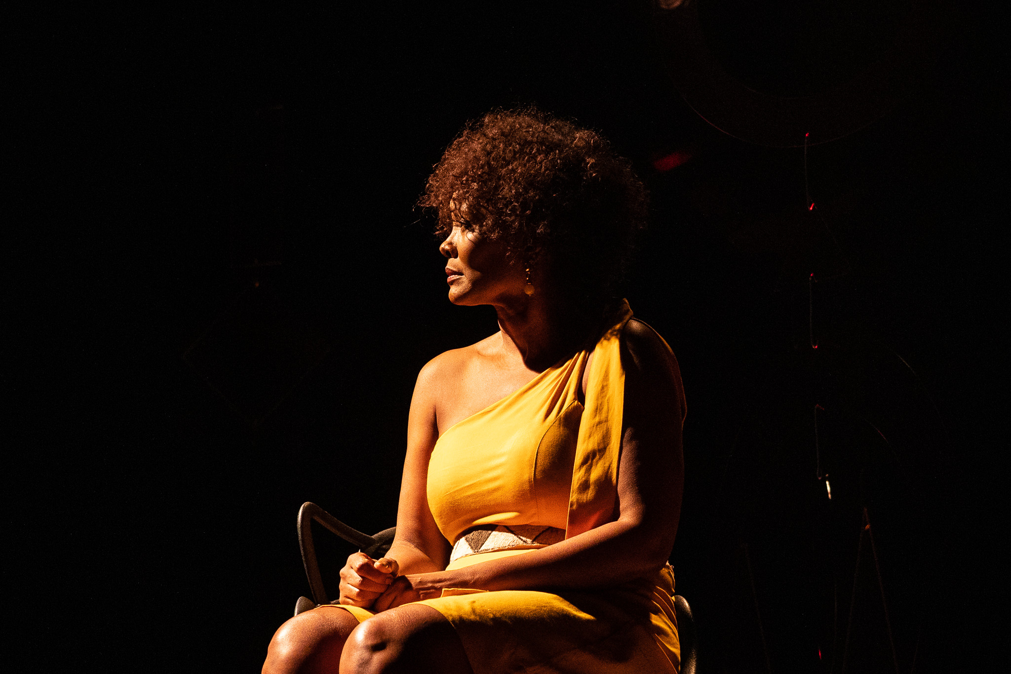 Isabel Fillardis lidera “O Começo do Fim” em SP: amor, raça e recomeço