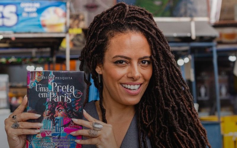 Uma Preta em Paris: a autobiografia que costura ancestralidade e moda 🧵✨