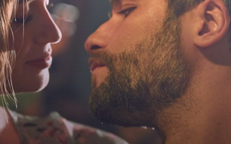 Romance com Marina Ruy Barbosa e Bruno Gagliasso chega à Netflix:”Todas as Canções”! 🎬💖