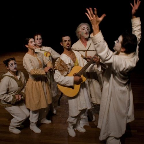 Cia. Paideia: 25 Anos de teatro que transforma! Livro revela segredos e emoções dos palcos 🎭📚