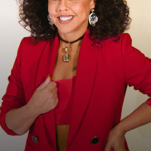 Atriz quebra tradições e assume o “coração pulsante” de Shrek – O Musical