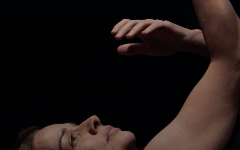 Mulheres no palco: 3 peças imperdíveis para assistir no ºAndar em maio