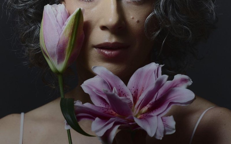 Elis Regina 80 anos: Lílian Menezes celebra legado no Tendal da Lapa